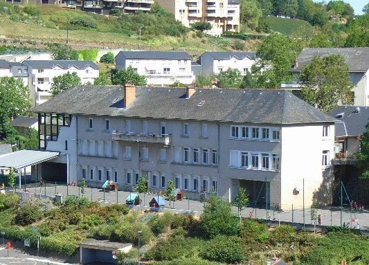 Vue de l'école du Monastère